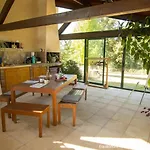 La Grande Arche De Gaia Bed & Breakfast *