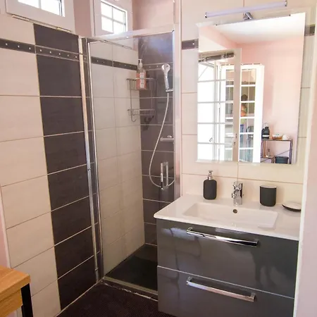 La Grande Arche De Gaia Bed and breakfast Saussens